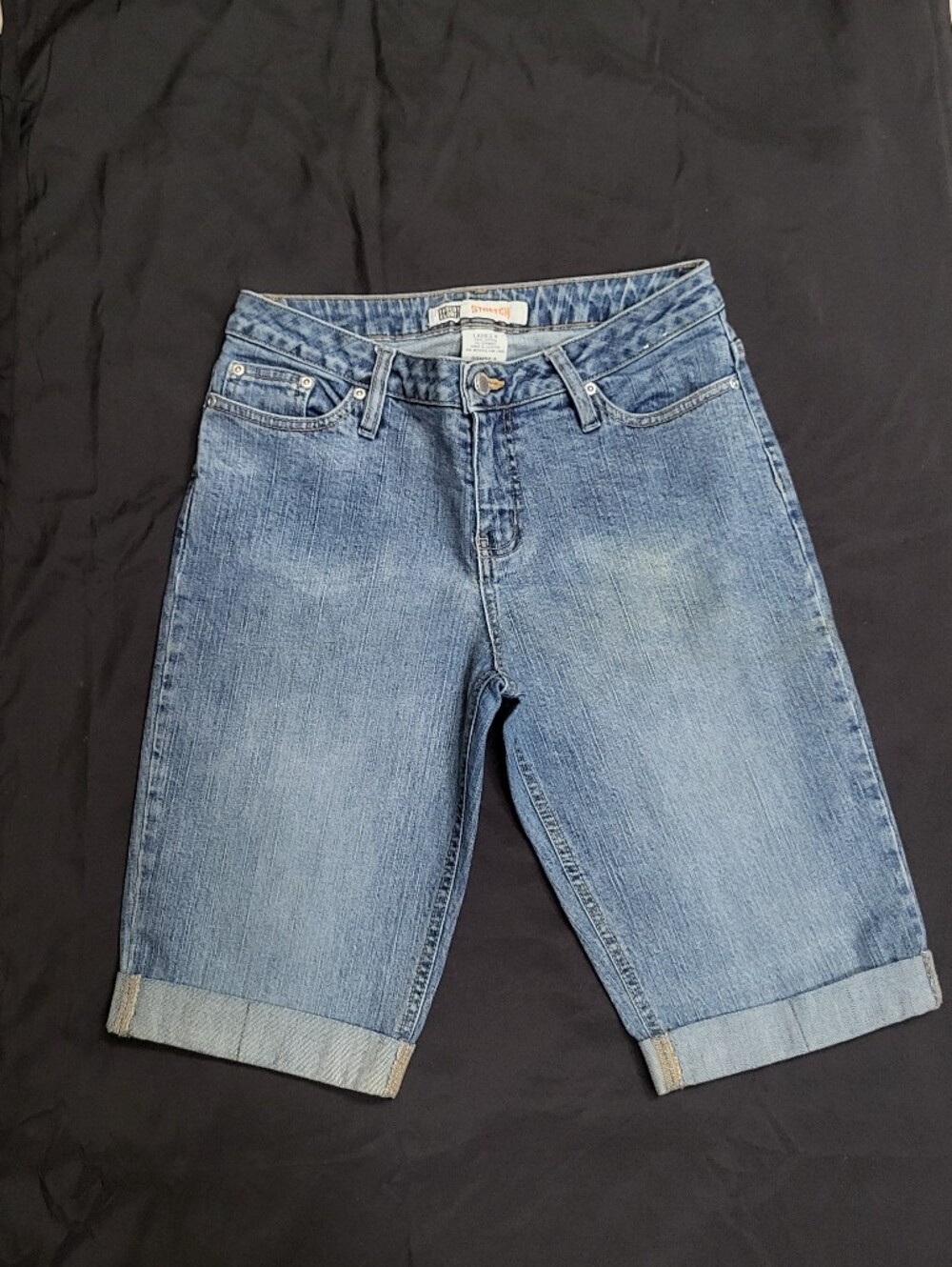 Faded Glory Stretch Cuffed Blue Jean Shorts Ladies Size 4